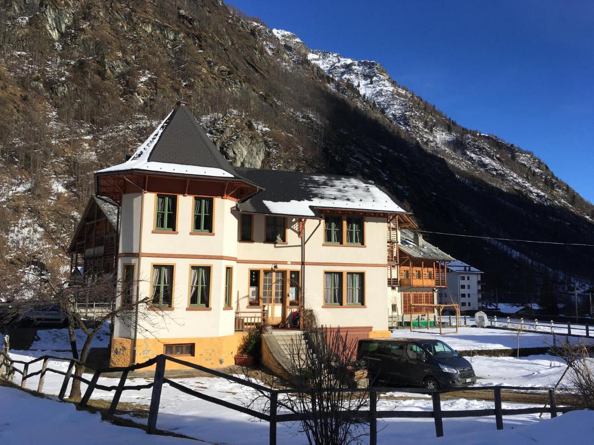 L'Aria Di Casa Acomodação com café da manhã Alagna Valsesia Exterior foto
