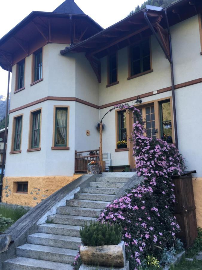 L'Aria Di Casa Acomodação com café da manhã Alagna Valsesia Exterior foto