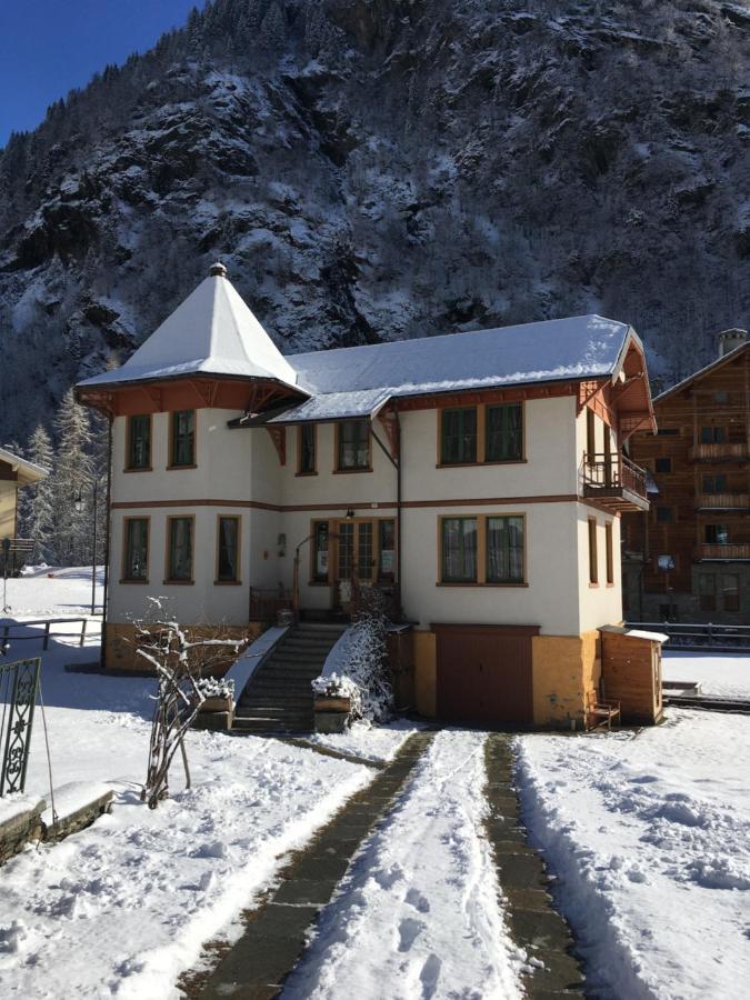 L'Aria Di Casa Acomodação com café da manhã Alagna Valsesia Exterior foto