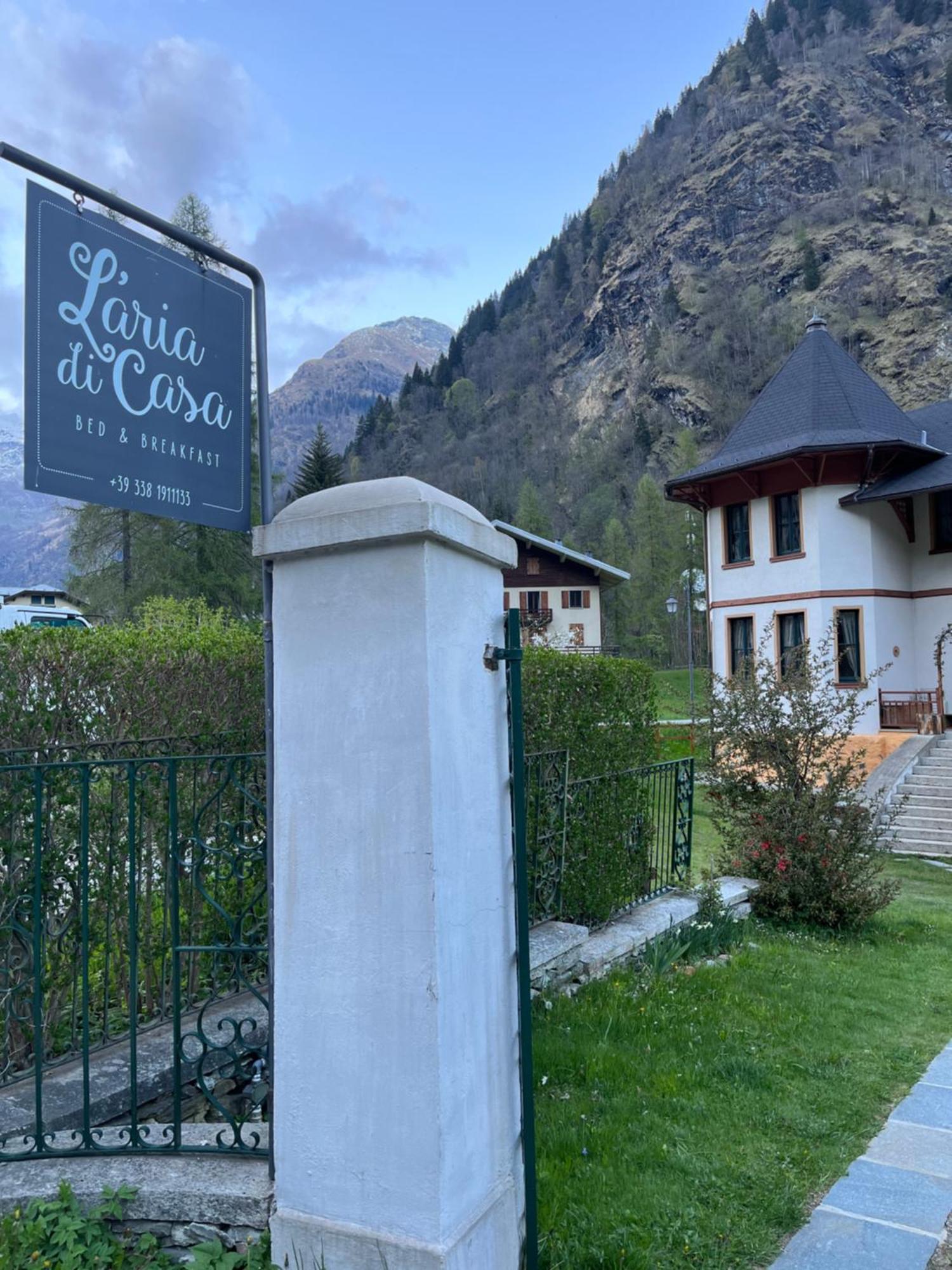 L'Aria Di Casa Acomodação com café da manhã Alagna Valsesia Exterior foto